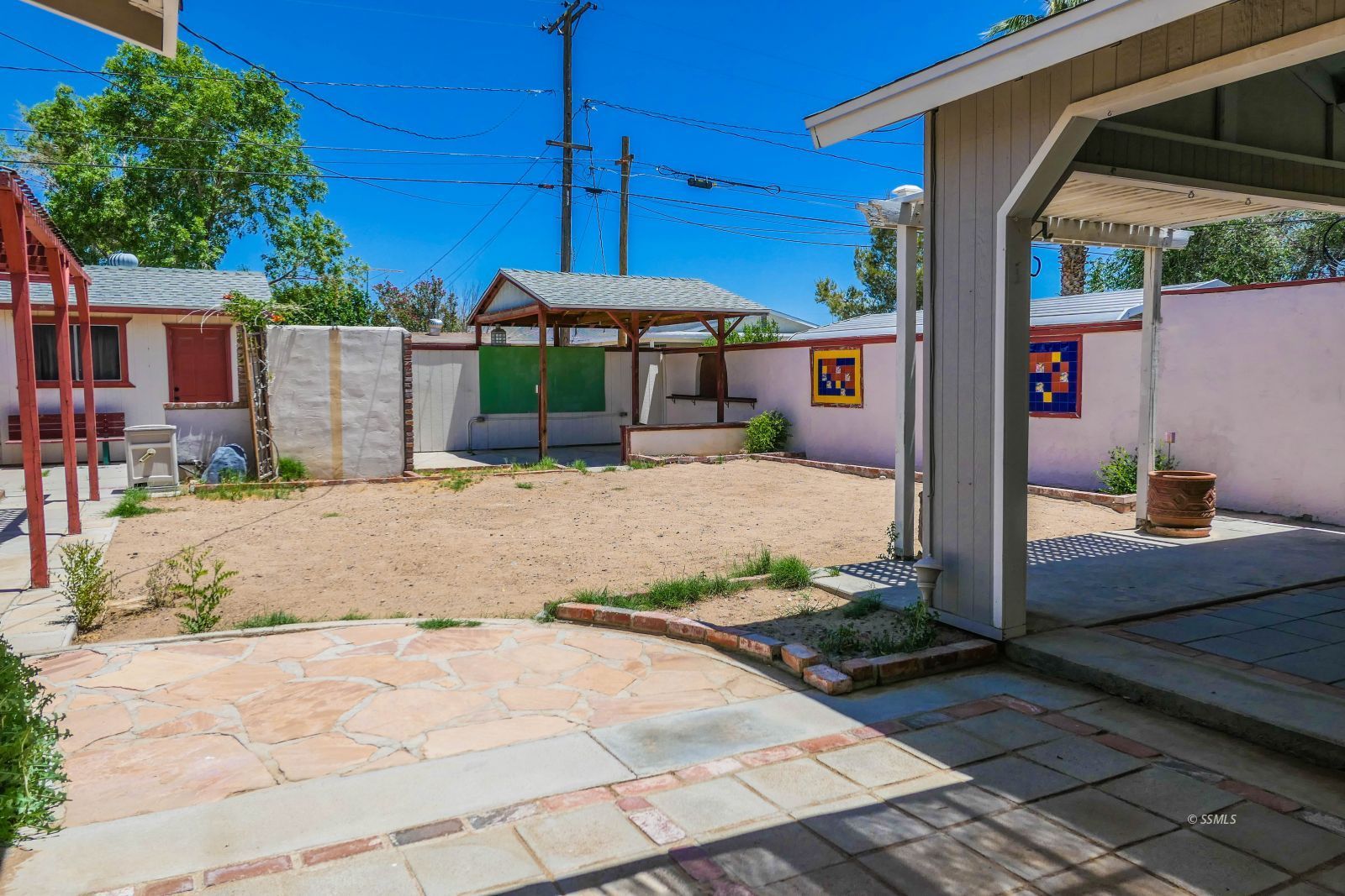 420 North Fairview Street Ridgecrest, CA 93555 - Photo 37 of 48 a view of a backyard
