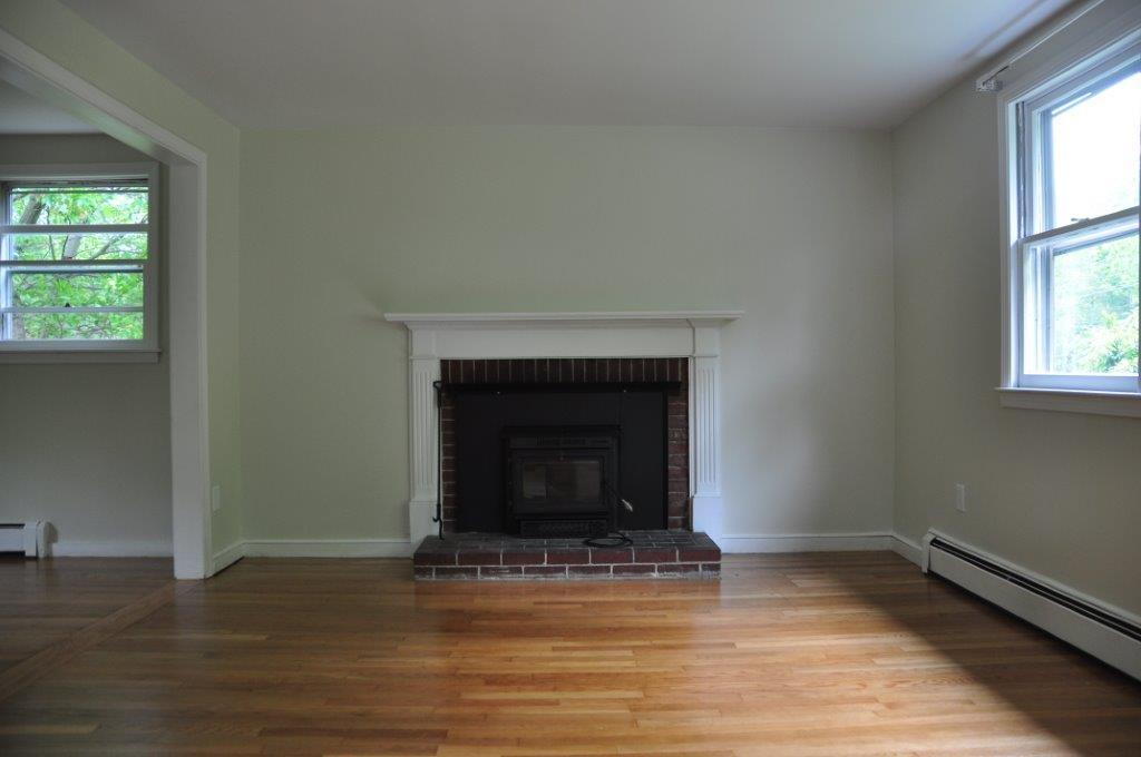 25 Carriage Road Cumberland Foreside, ME 04110 - Photo 5 of 29 Fireplace