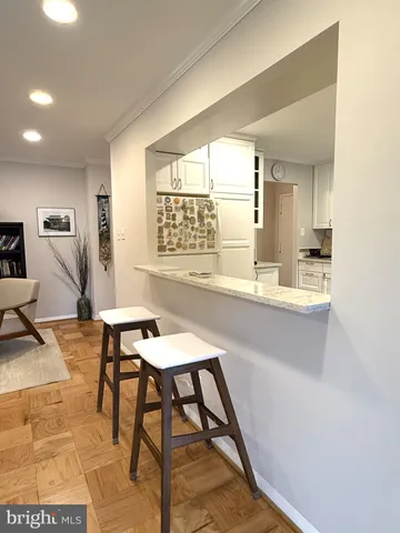 $2,800 | 11401 Commonwealth Drive, Unit 303, Rockville, MD 20852