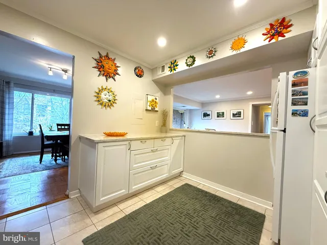 $2,800 | 11401 Commonwealth Drive, Unit 303, Rockville, MD 20852