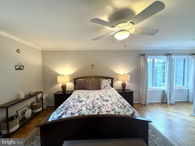 $2,800 | 11401 Commonwealth Drive, Unit 303, Rockville, MD 20852