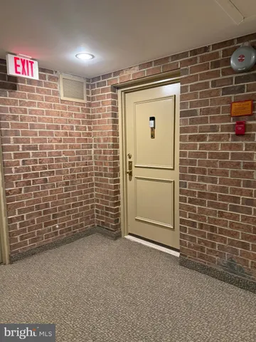 $2,800 | 11401 Commonwealth Drive, Unit 303, Rockville, MD 20852