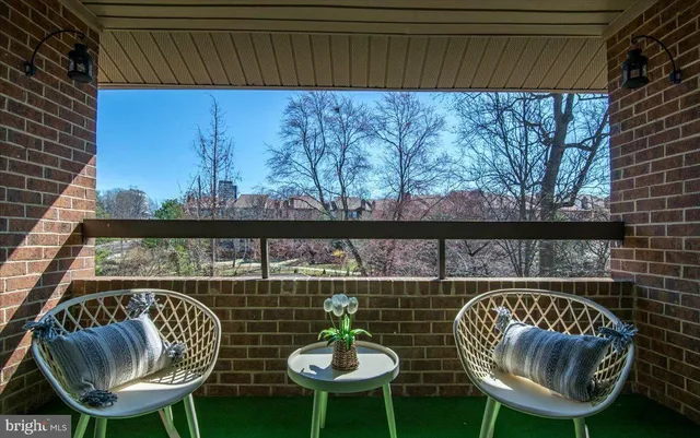 $2,800 | 11401 Commonwealth Drive, Unit 303, Rockville, MD 20852