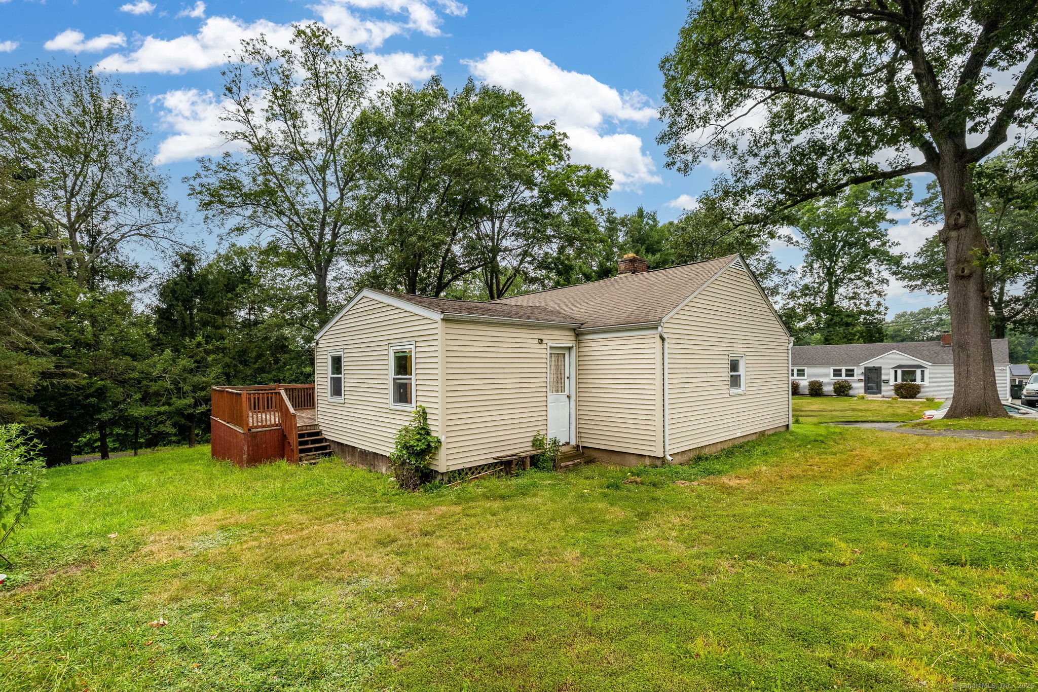 173 Timber Trail Wethersfield, CT 06109 - Photo 18 of 18 a view of a house with backyard