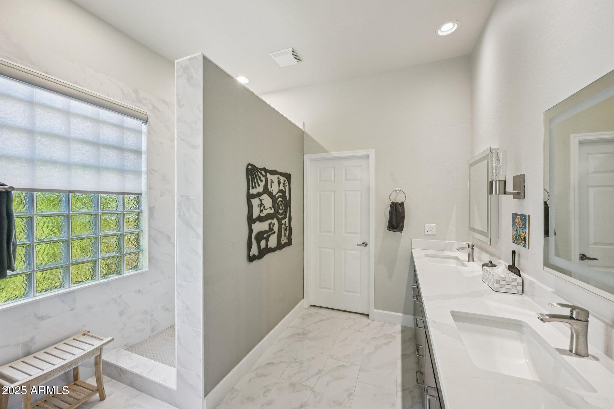 41725 North Golf Crest Road Anthem, AZ 85086 - Photo 28 of 60 21-web-or-mls-N Golf Crest Rd-S0911-021