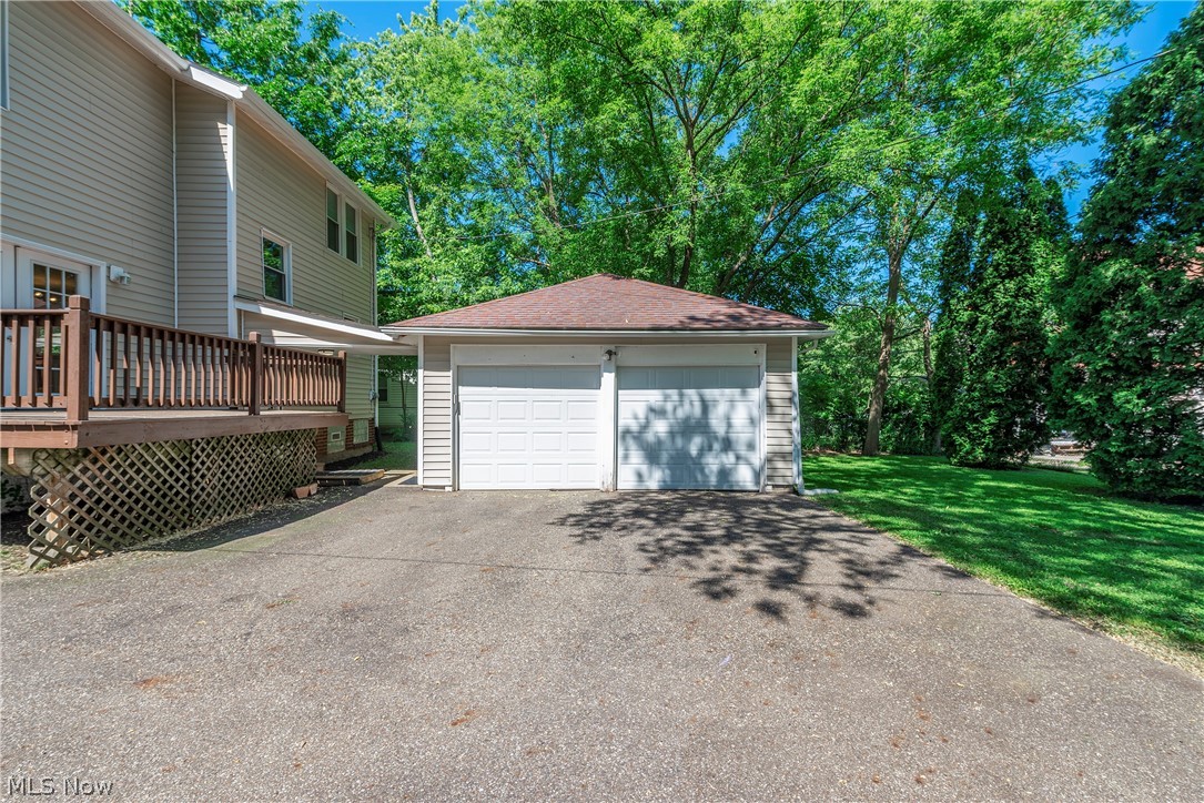 1395 Delia Avenue Akron, OH 44320 - Photo 37 of 50