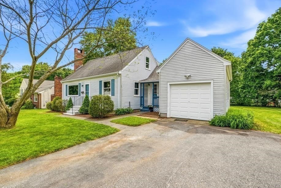 8 Castle Road Millis, MA 02054 - Photo 37 of 41