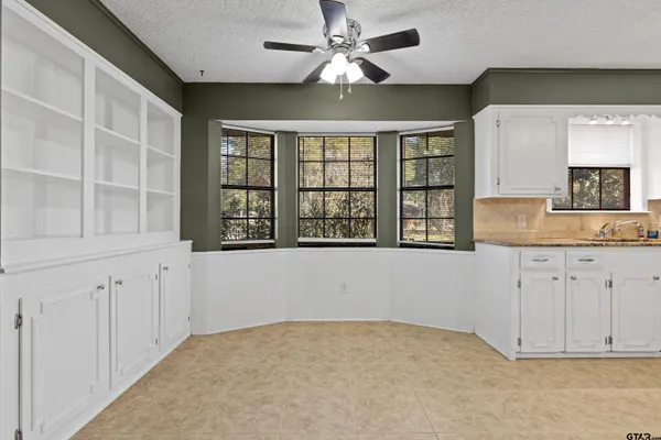 a view of walk in closet