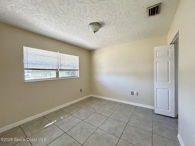 $1,750 | 100 Prince Avenue, Melbourne, FL 32901