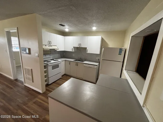 $1,750 | 100 Prince Avenue, Melbourne, FL 32901