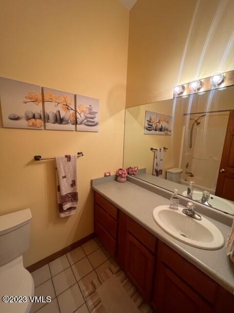 6 Ringneck Eagle, CO 81631 - Photo 22 of 50 a bathroom with a sink toilet and mirror