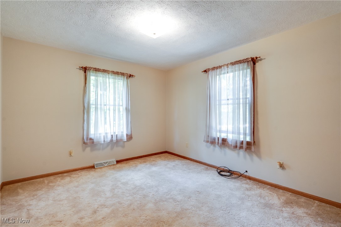 2577 Sweitzer Road Uniontown, OH 44685 - Photo 28 of 46 Gallery Image 28