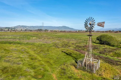 $3,900,000 | 22100 Arnold Drive, Sonoma, CA 95476