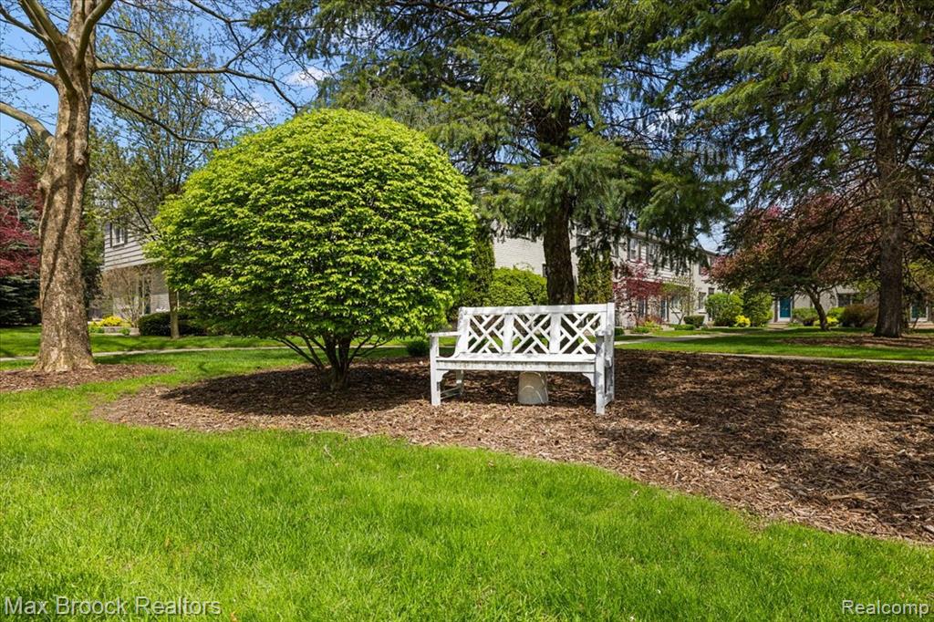 1652 Graefield Road Birmingham, MI 48009 - Photo 35 of 35