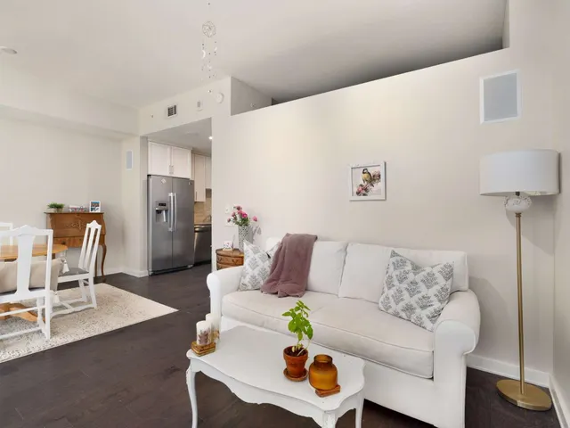 $2,300 | 1212 Laurel Street, Unit 1010, Nashville, TN 37203