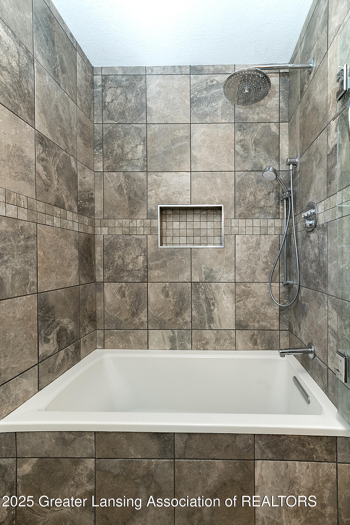 2421 Rowley Road Williamston, MI 48895 - Photo 34 of 66 ensuite Bth