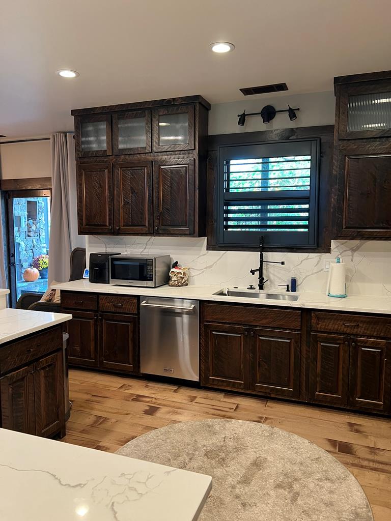 330 East 2nd Street Blue Ridge, GA 30513 - Photo 10 of 31