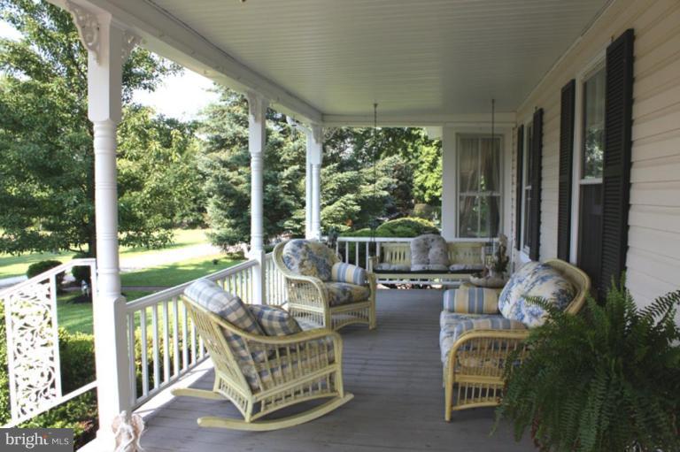 13710 Baldwin Mill Road Baldwin, MD 21013 - Photo 3 of 25 Porch