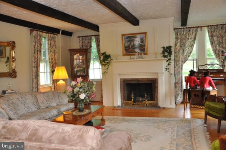 13710 Baldwin Mill Road Baldwin, MD 21013 - Photo 22 of 25 Family Room #3