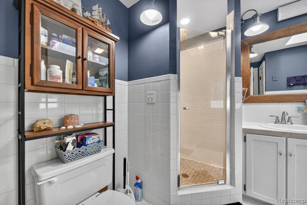 1404 Harvard Road East Lansing, MI 48823 - Photo 31 of 45