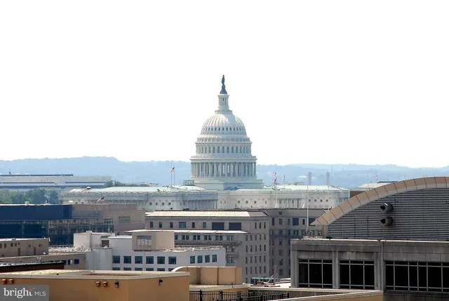 $845,000 | 400 Massachusetts Avenue Northwest, Unit 1011, Washington, DC 20001