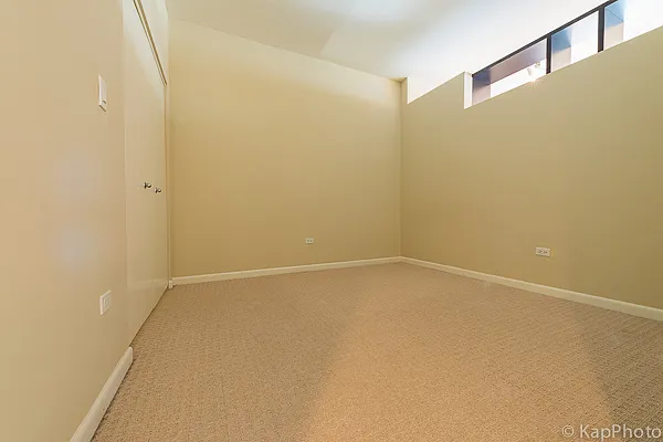 $3,500 | 225 South Sangamon Street, Unit 411, Chicago, IL 60607
