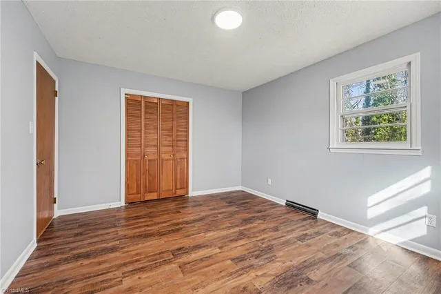 $269,900 | 405 Idlewild Drive, Lexington, NC 27295