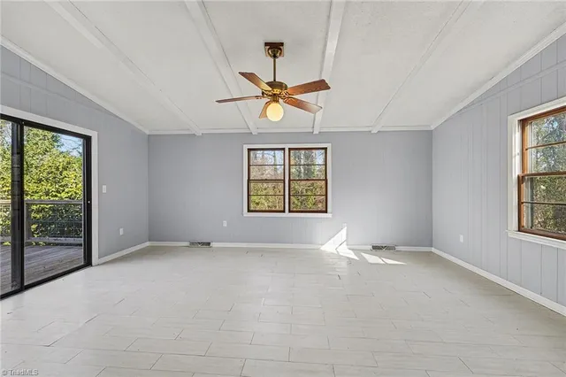 $269,900 | 405 Idlewild Drive, Lexington, NC 27295