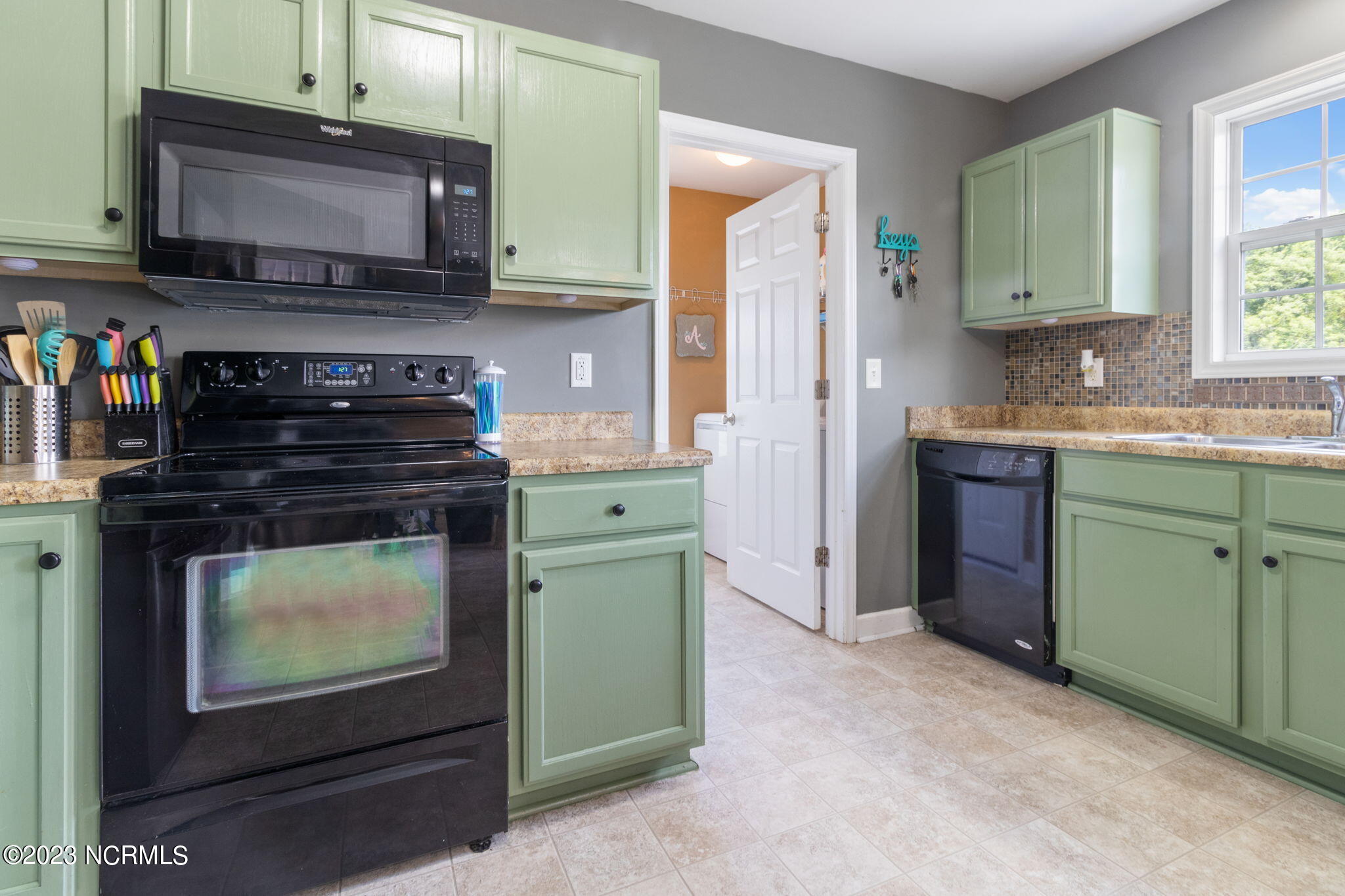 722 Francktown Road Richlands, NC 28574 - Photo 11 of 53 56-web-or-mls-IMG_3782
