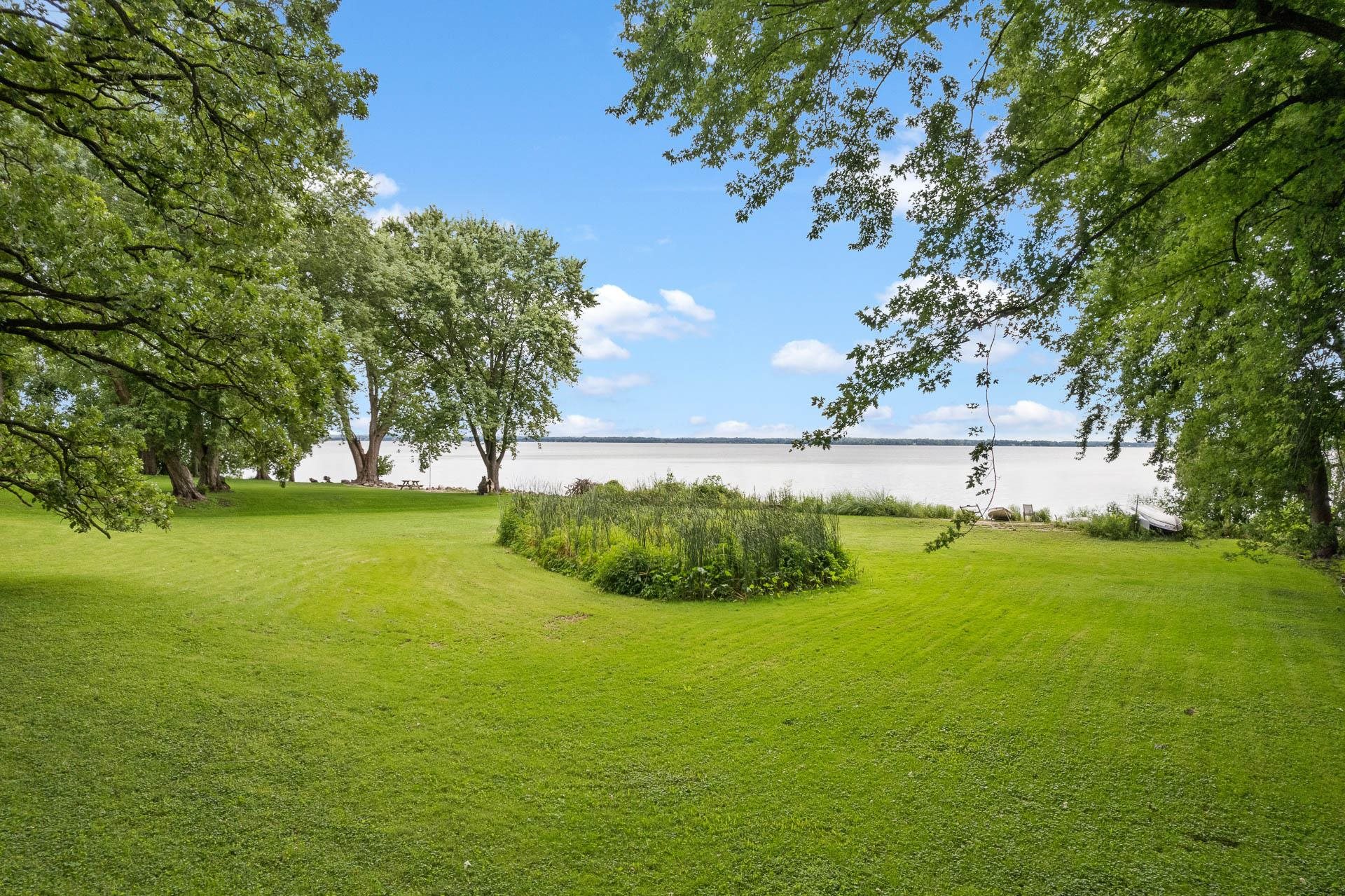 W8738 White Crow Road Fort Atkinson, WI 53538 - Photo 3 of 64