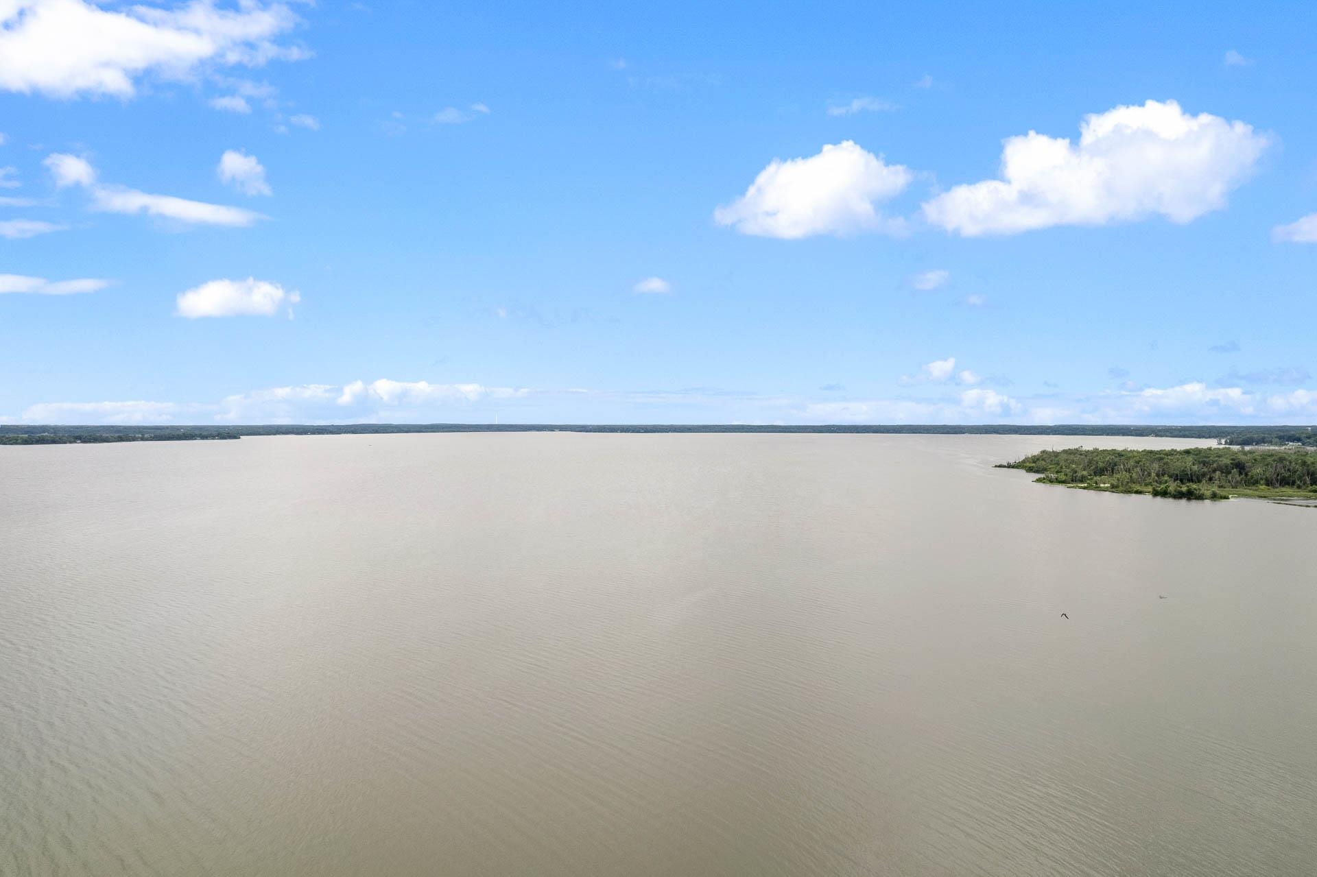 W8738 White Crow Road Fort Atkinson, WI 53538 - Photo 4 of 64