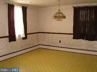 502 Spring Street Pottstown, PA 19464 - Photo 5 of 6 Gallery Image 5