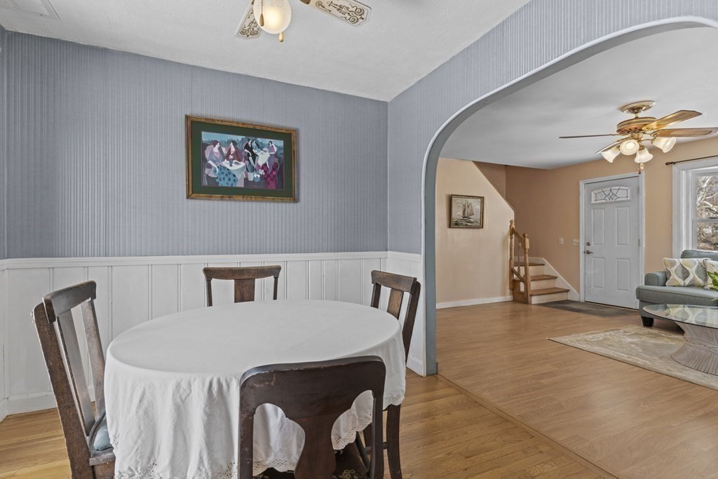 516 Pearse Road Swansea, MA 02777 - Photo 13 of 40 Gallery Image 13