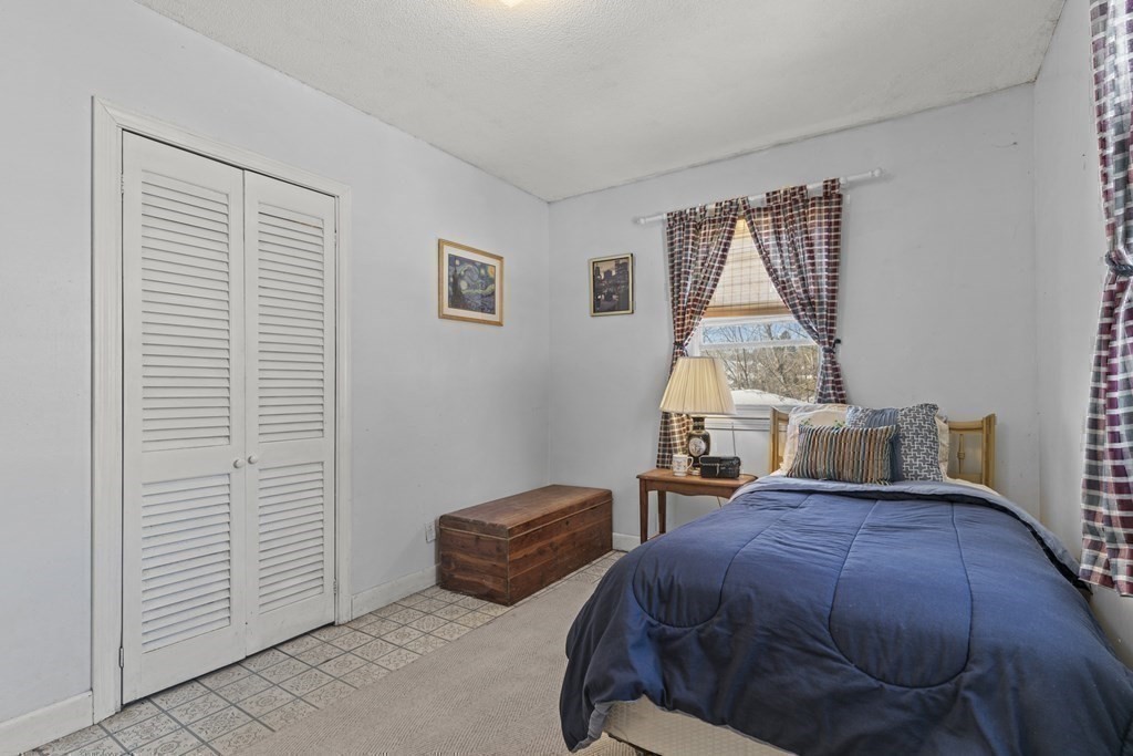 516 Pearse Road Swansea, MA 02777 - Photo 34 of 40 Gallery Image 34