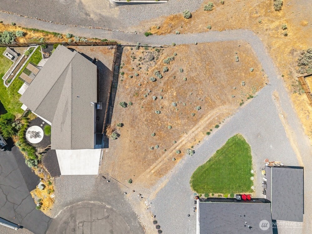 407 Island View Mattawa, WA 99349 - Photo 9 of 27