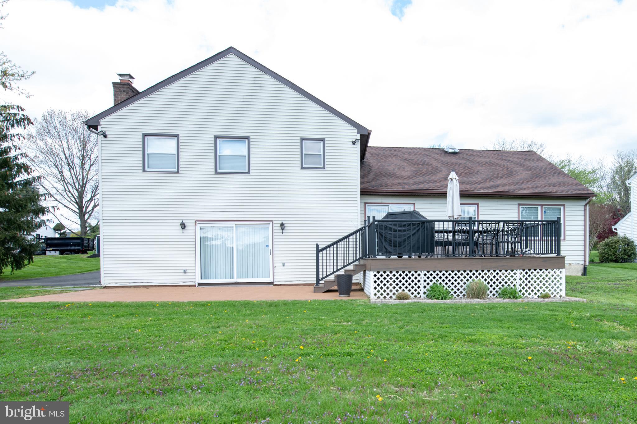 115 Spring Flower Court Huntingdon Valley, PA 19006 - Photo 33 of 33 Exterior Back