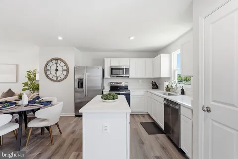 $525,000 | 1704 Nebula Lane, Stafford, VA 22554