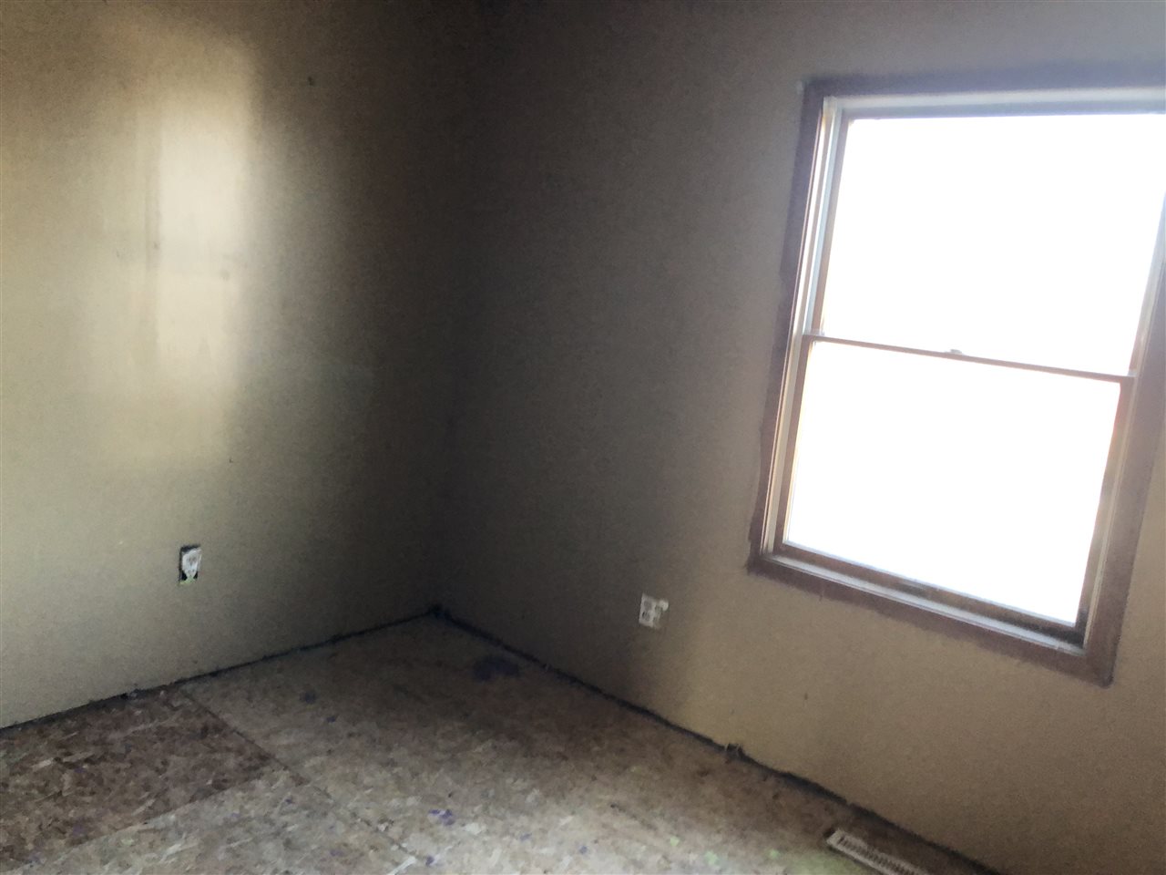 8611 West Blanchard Road Blanchard, MI 49310 - Photo 11 of 18 1859192-10.JPG