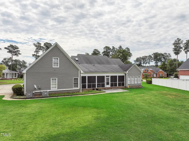 $525,000 | 3645 Eagle Farm Drive North, Wilson, NC 27896