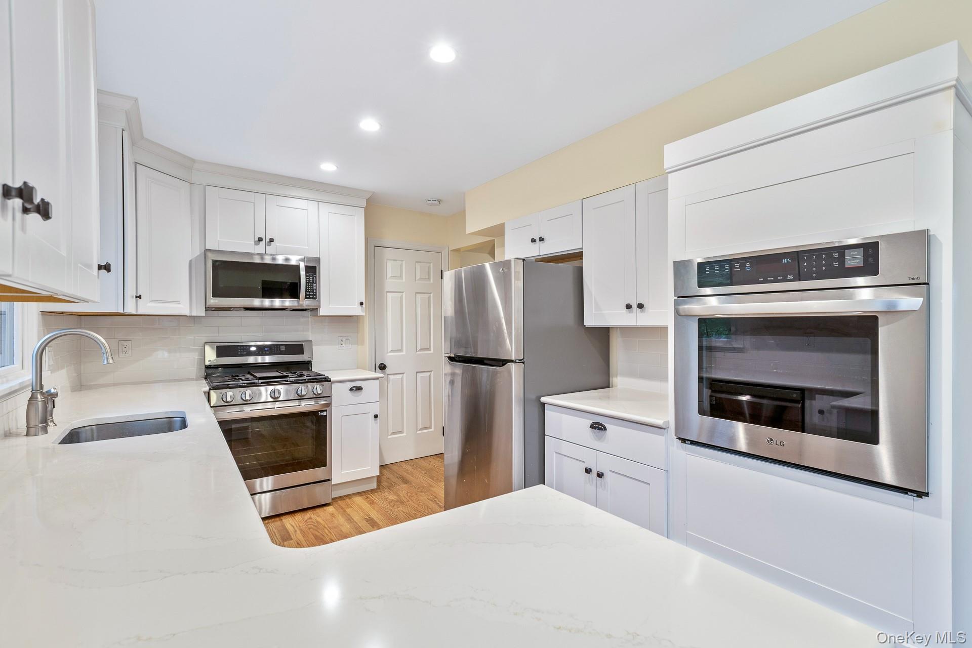 451 River Road St. James, NY 11780 - Photo 12 of 28 Stainless Steel Appliances