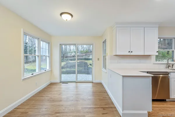 $6,000 | 451 River Road, St. James, NY 11780