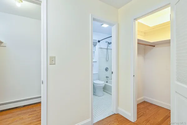 $6,000 | 451 River Road, St. James, NY 11780