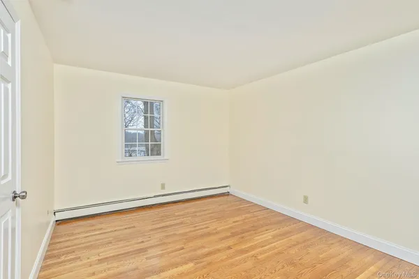 $6,000 | 451 River Road, St. James, NY 11780