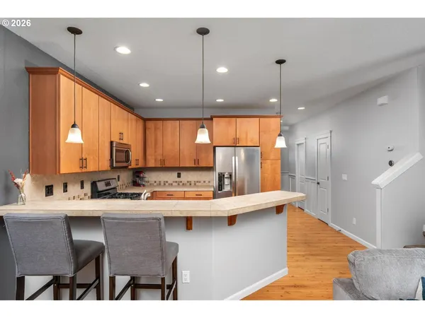 $369,900 | 4923 Southeast Lucas Court, Milwaukie, OR 97267