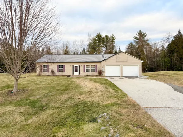 $290,000 | 9 Thibodeau Drive, Levant, ME 04456
