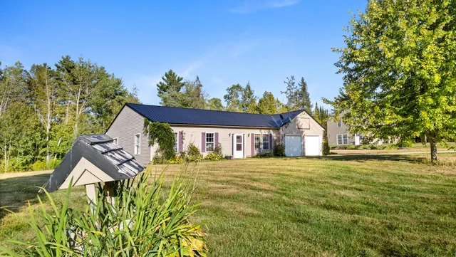 $290,000 | 9 Thibodeau Drive, Levant, ME 04456