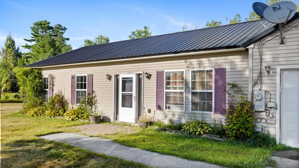 $290,000 | 9 Thibodeau Drive, Levant, ME 04456