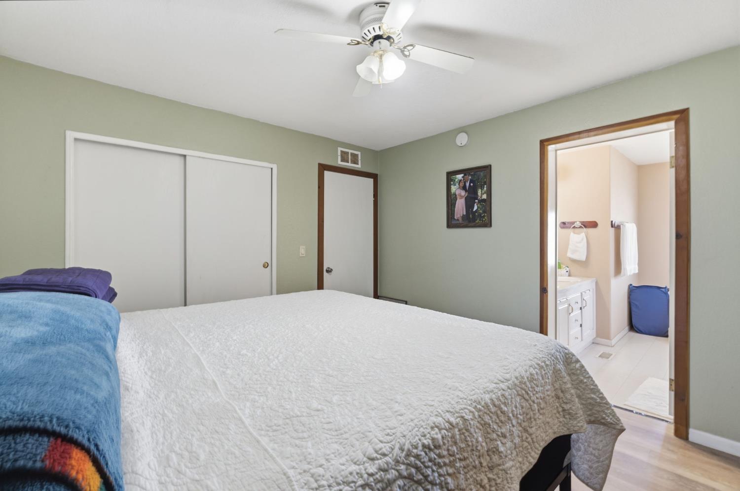 900 East Rankin Road Tulare, CA 93274 - Photo 18 of 34