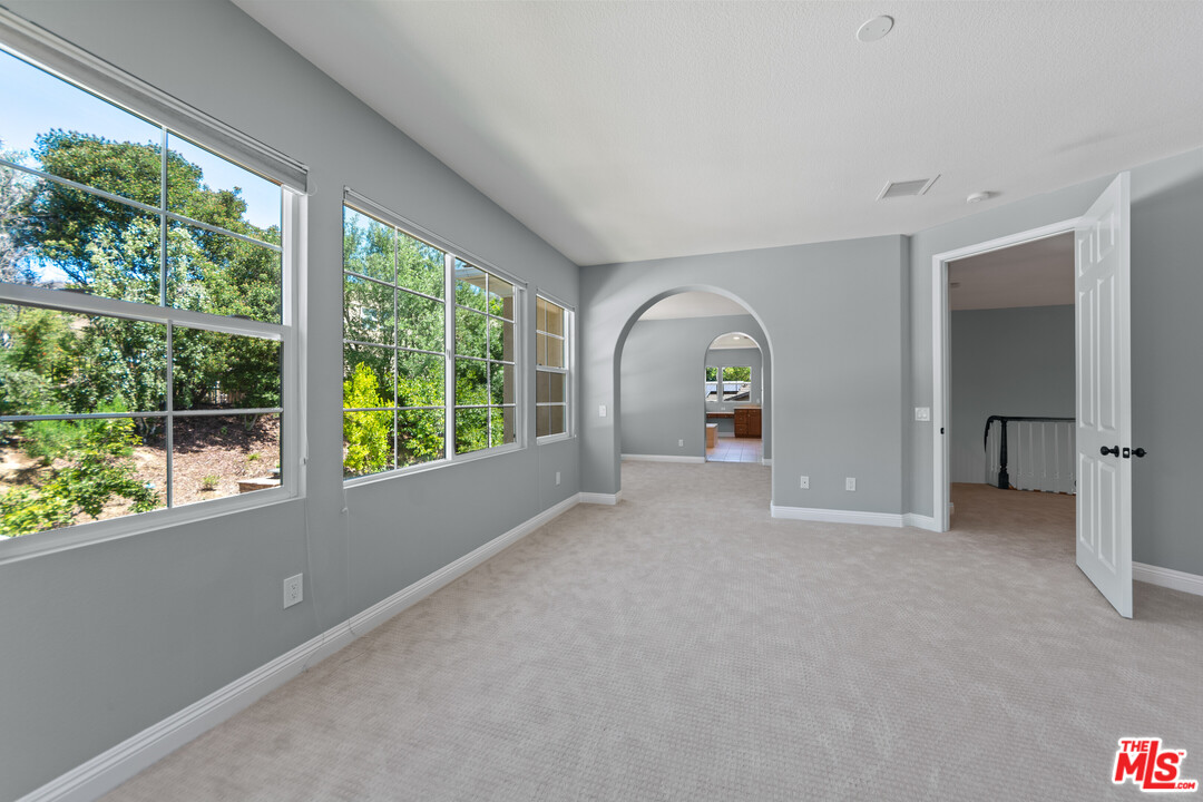 149 Laurel Ridge Drive Simi Valley, CA 93065 - Photo 33 of 53