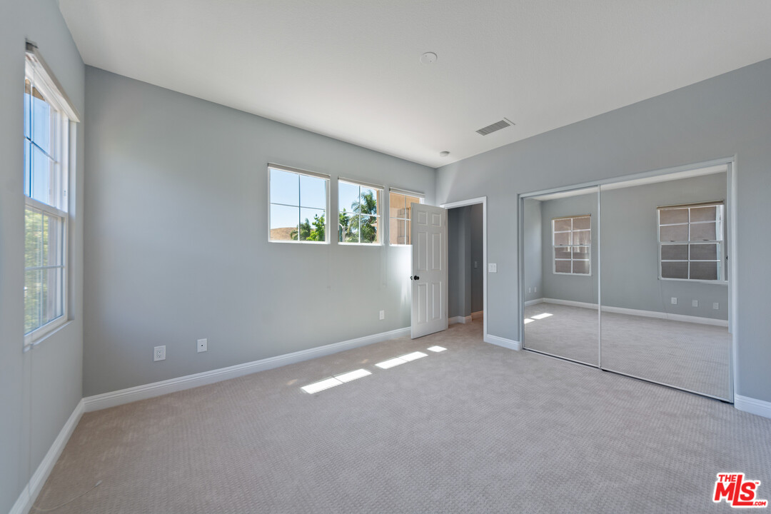 149 Laurel Ridge Drive Simi Valley, CA 93065 - Photo 43 of 53 an empty room with windows